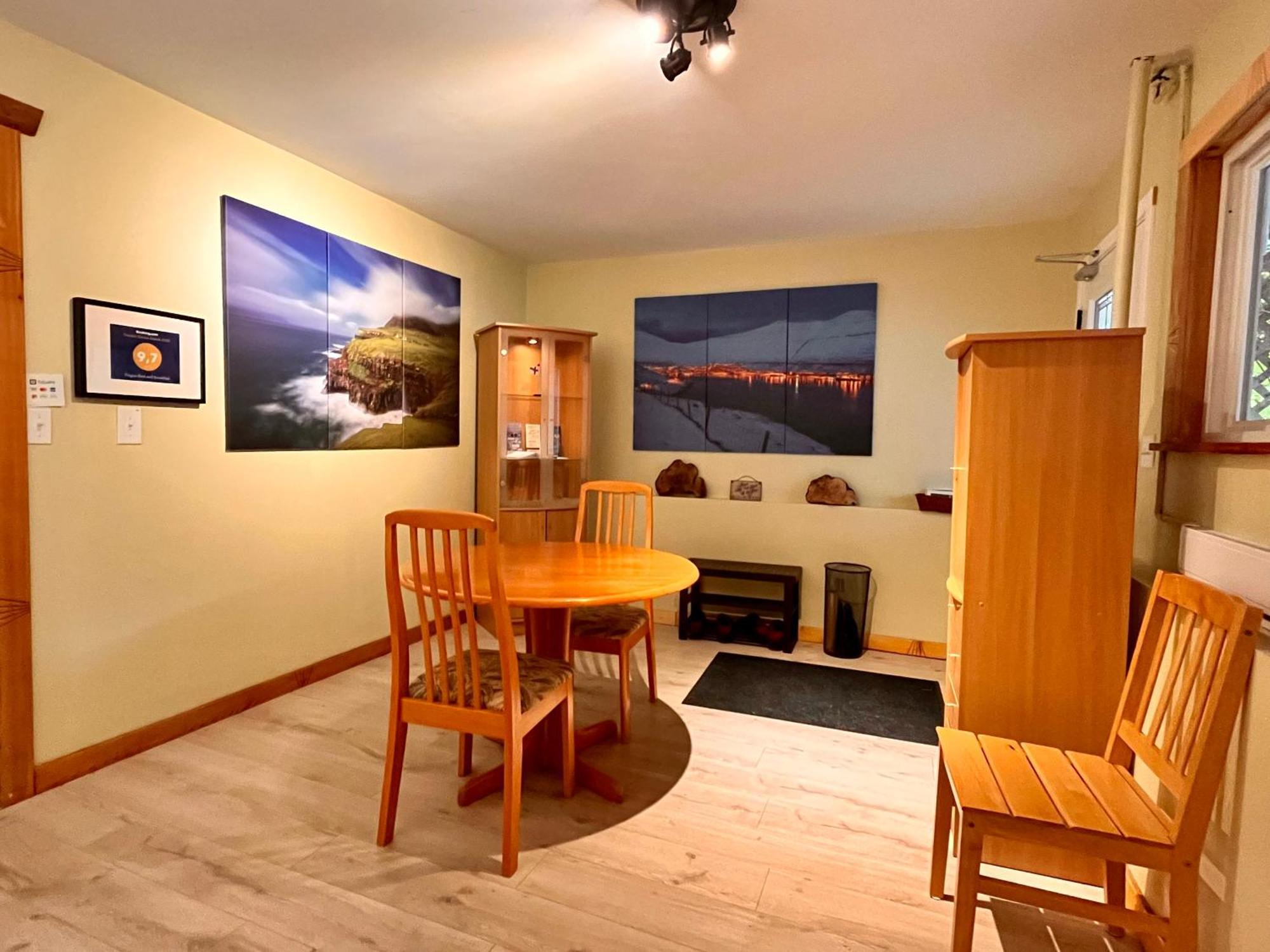 Frigon Suite -Waterfront Port Alice Eksteriør billede